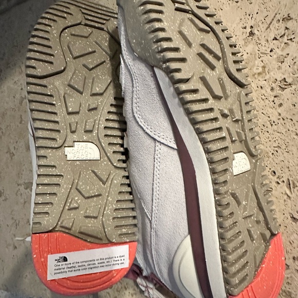 THE NORTH FACE Back-To-Berkeley III Sport Waterproof Hiking Boots - Picture 3 of 5